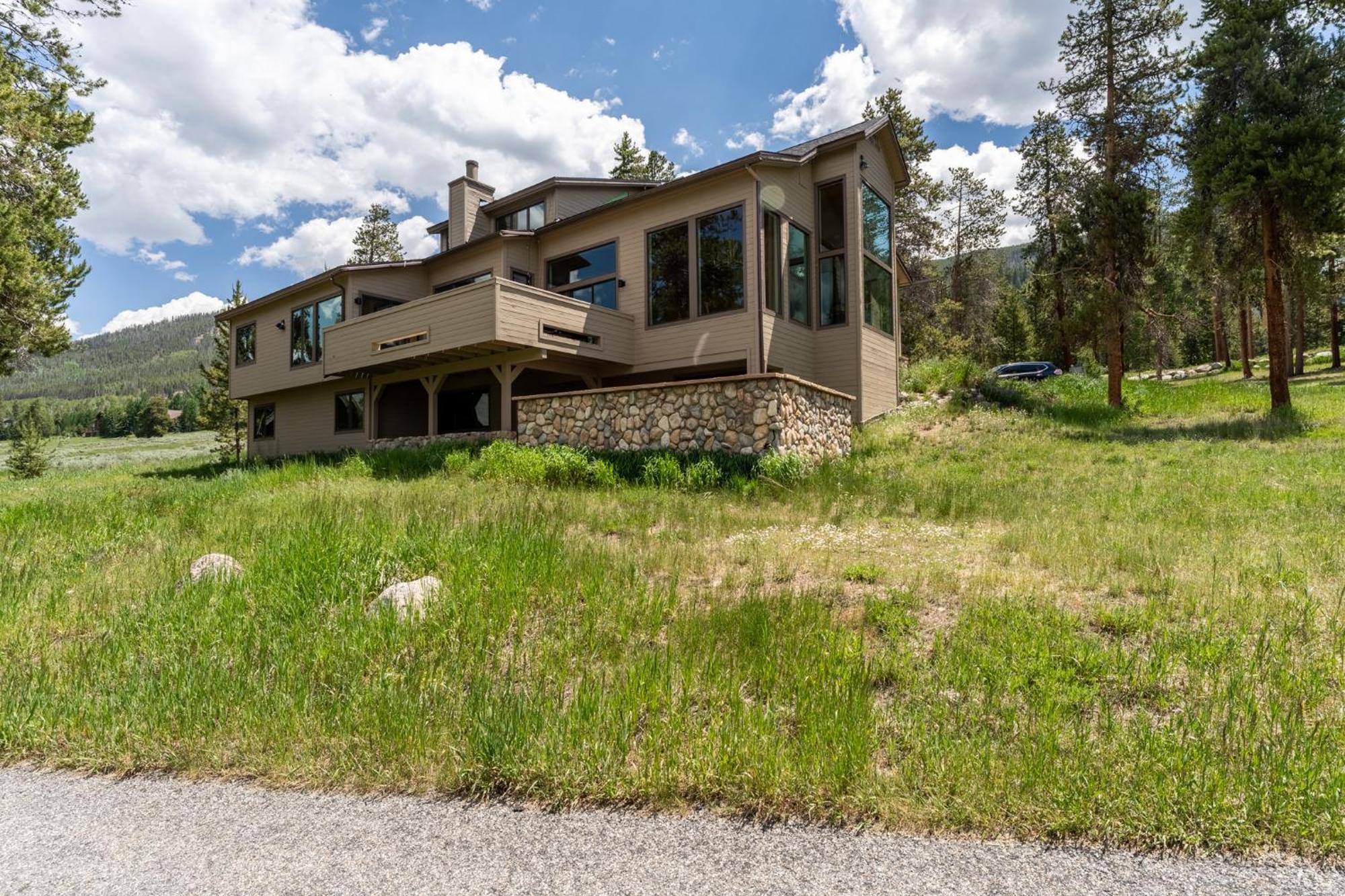 203 Gentian Road Villa Keystone Exterior photo