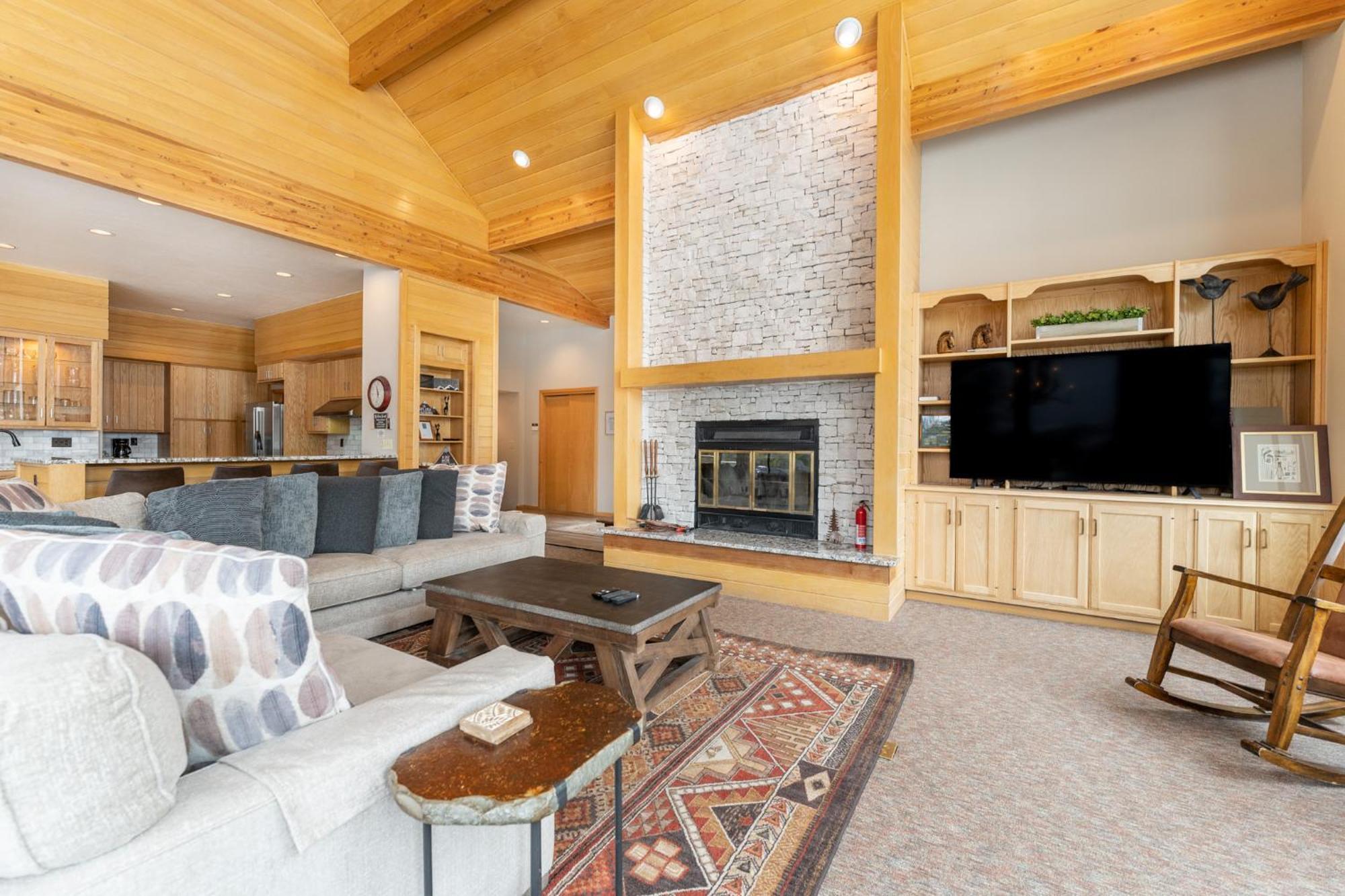 203 Gentian Road Villa Keystone Exterior photo
